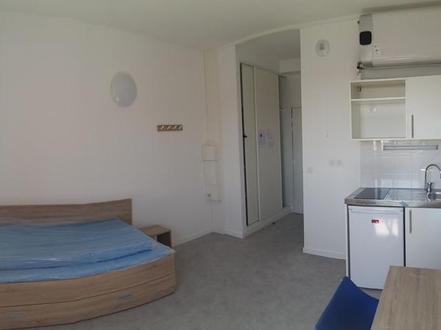 Appartement 1 pièce, 17 m² à louer à Caluire et Cuire 69300