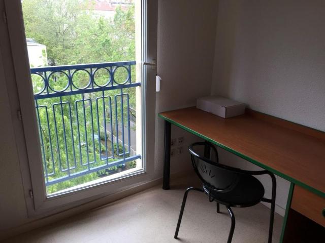Appartement 1 pièce, 17 m² à louer à Saint Étienne 42000