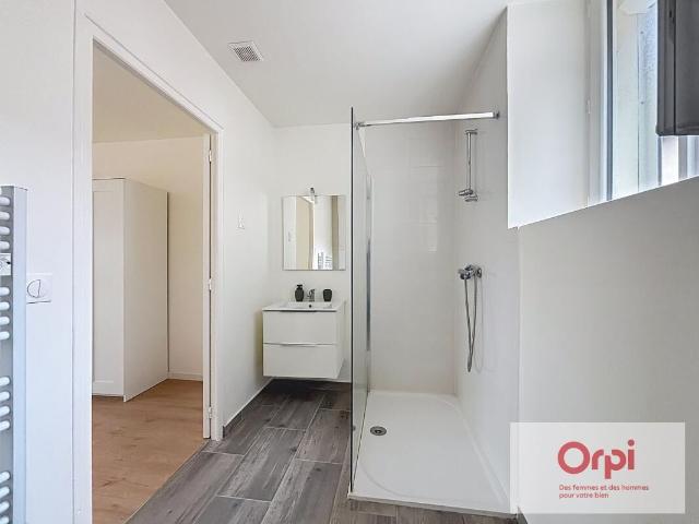 Appartement 1 pièce, 18 m² à louer à Montluçon 03100