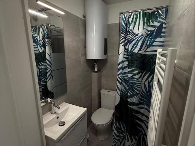 Appartement 1 pièce, 18 m² à louer à Nice 06100
