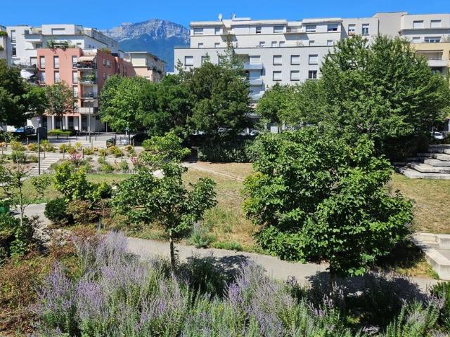 Appartement 1 pièce, 18 m² à louer à Grenoble 38000