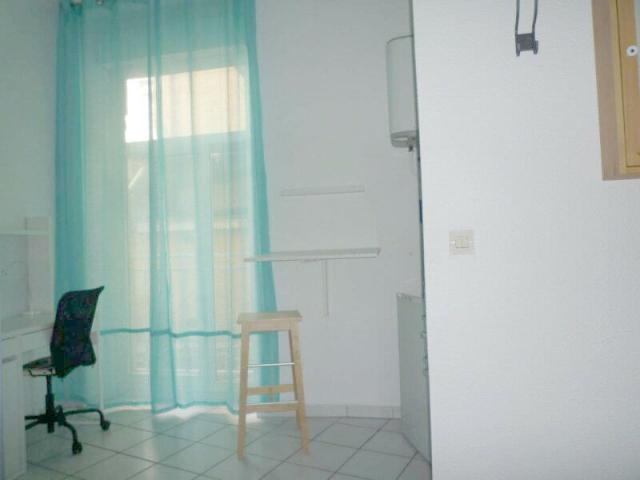 Appartement 1 pièce, 18 m² à louer à Grenoble 38000