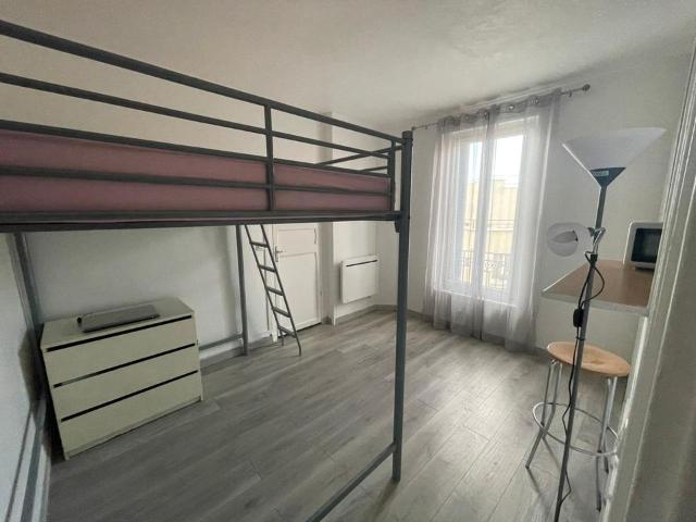 Appartement 1 pièce, 18 m² à louer à Issy les Moulineaux 92130