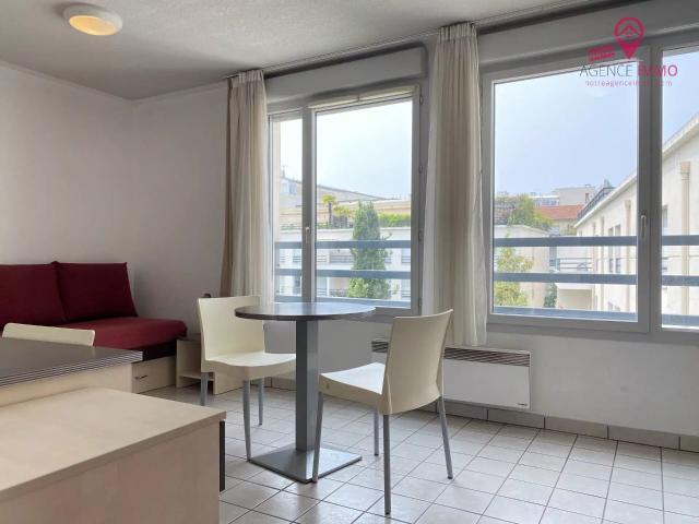 Appartement 1 pièce, 18 m² à louer à Lyon 7 69007