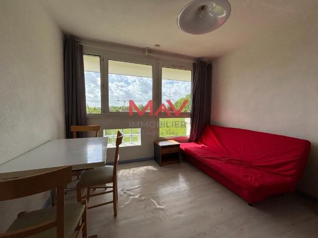 Appartement 1 pièce, 18 m² à louer à Longuenesse 62219