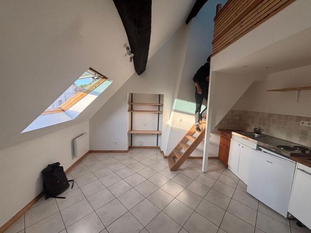 Appartement 1 pièce, 18 m² à louer à Palaiseau 91120