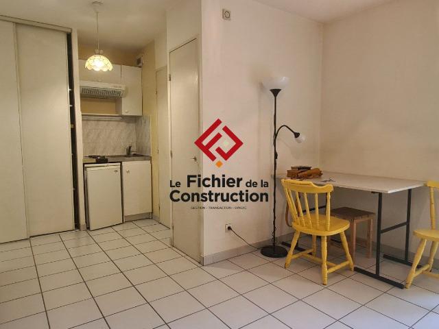 Appartement 1 pièce, 18 m² à louer à Saint Martin d'Hères 38400