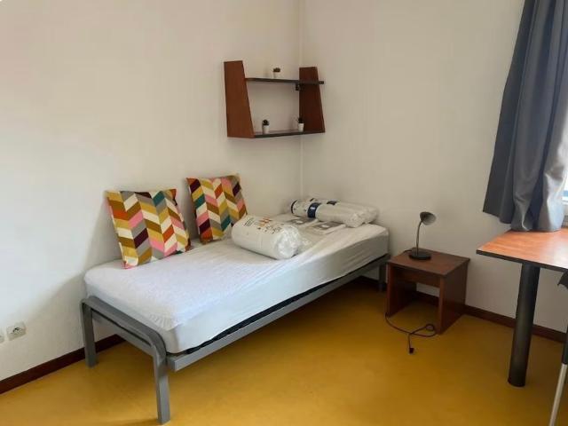 Appartement 1 pièce, 18 m² à louer à Saint Étienne 42000