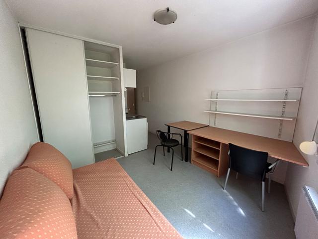 Appartement 1 pièce, 18 m² à louer à Saint Étienne 42100