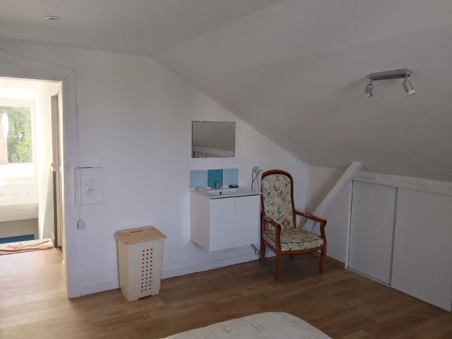 Appartement 1 pièce, 18 m² à louer à Saint Laurent des Hommes 24400