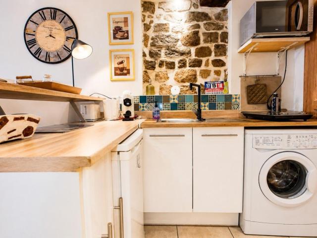Appartement 1 pièce, 18 m² à louer à Trans en Provence 83720