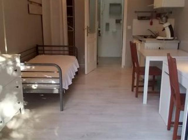 Appartement 1 pièce, 18 m² à louer à Verrières le Buisson 91370