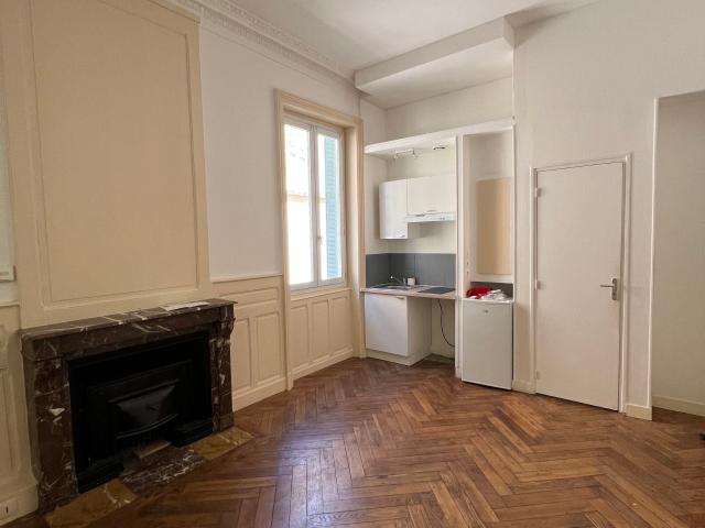 Appartement 1 pièce 19 m²