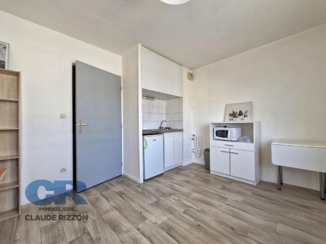 Appartement 1 pièce 19 m²