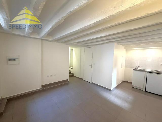 Appartement 1 pièce, 19 m² à louer à Mandres les Roses 94520