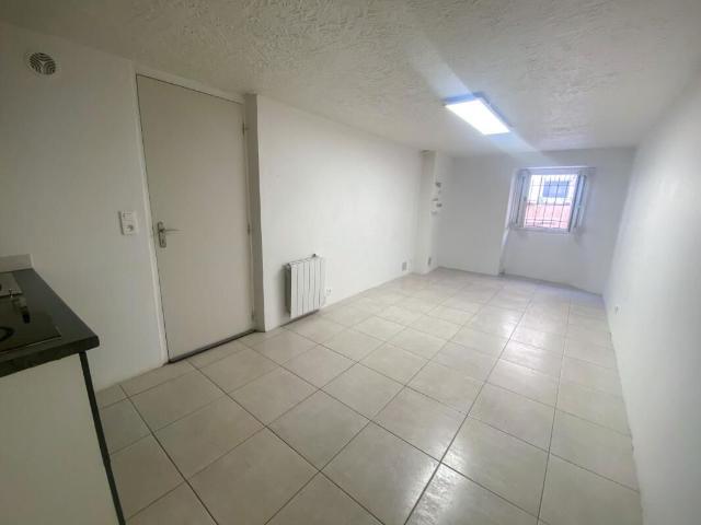 Appartement 1 pièce, 19 m² à louer à Mouans Sartoux 06370