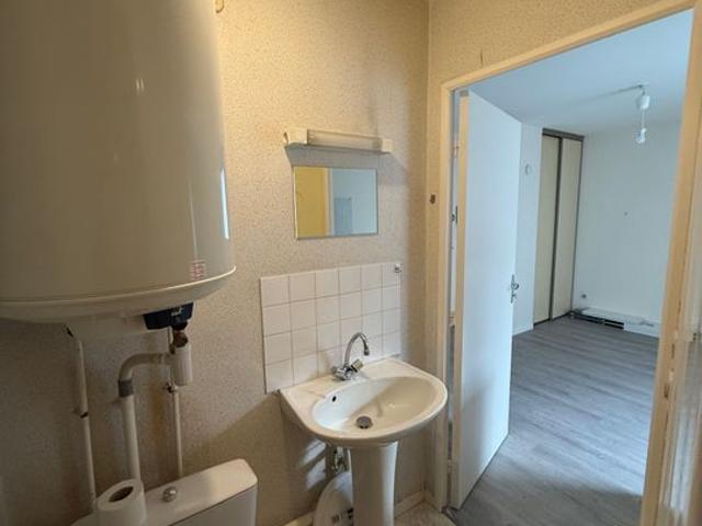 Appartement 1 pièce, 19 m² à louer à Nantes 44000