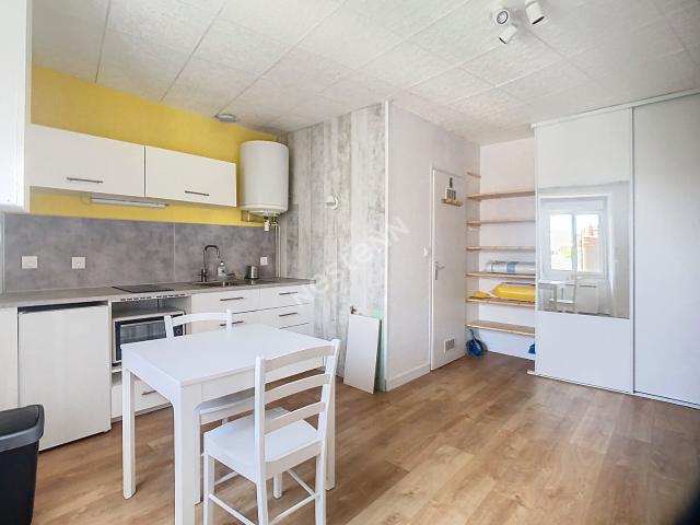 Appartement 1 pièce, 19 m² à louer à Nantes 44000