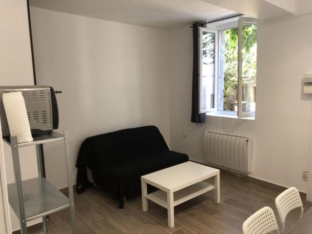 Appartement 1 pièce, 19 m² à louer à Dijon 21000