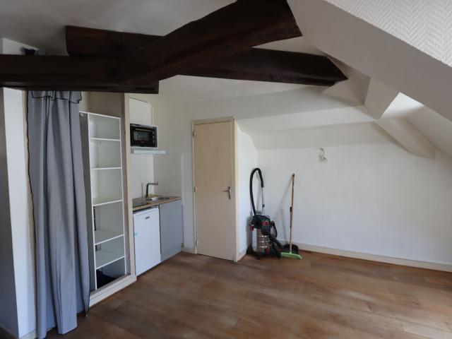 Appartement 1 pièce, 19 m² à louer à La Charité sur Loire 58400