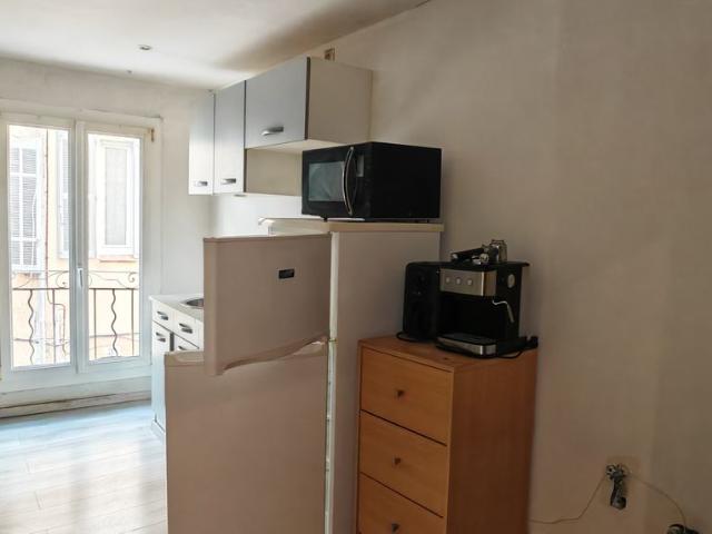 Appartement 1 pièce, 19 m² à louer à Saint Maximin la Sainte Baume 83470