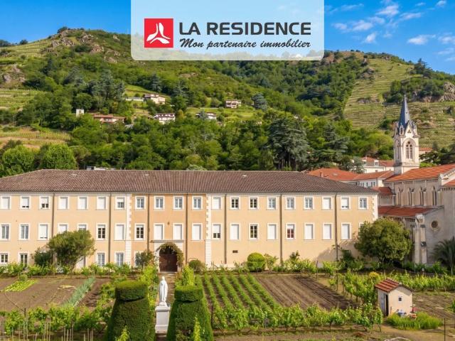 Appartement 1 pièce 100 m²