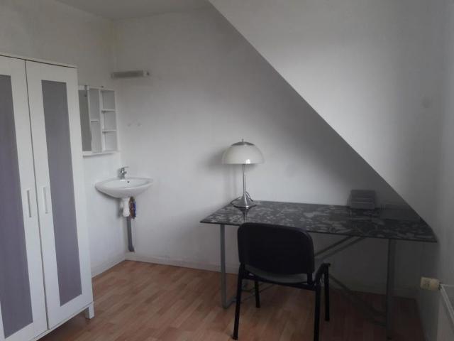 Appartement 1 pièce, 10 m² à louer à motte castrale du Breucq 59491