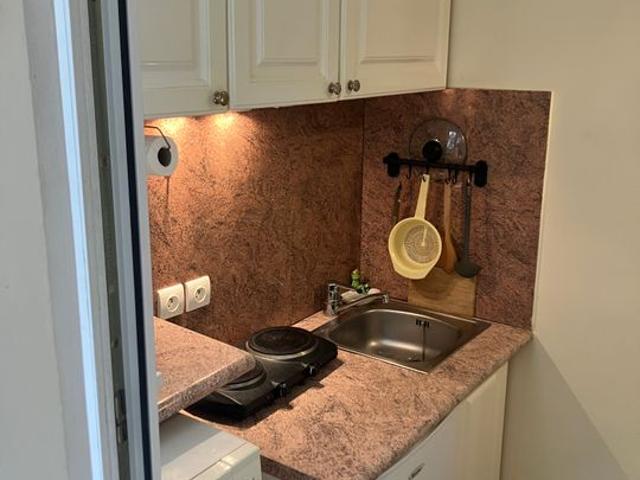 Appartement 1 pièce, 10 m² à louer à Paris 16 75016