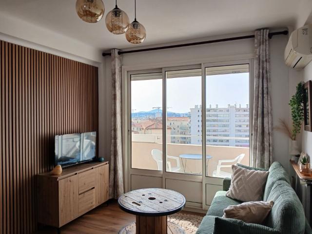 Appartement 1 pièce, 10 m² à louer à Toulon 83000