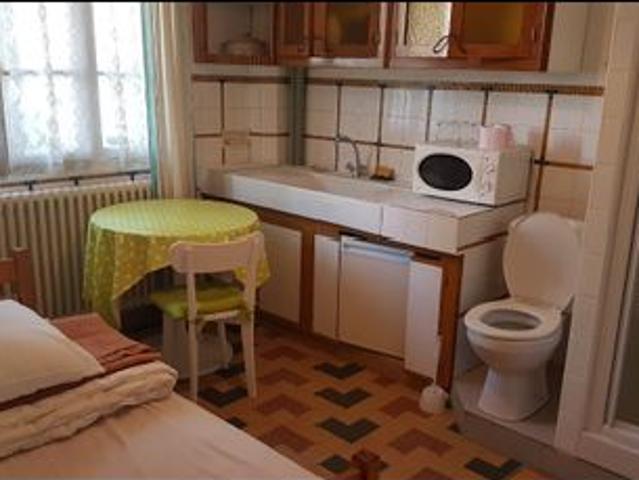 Appartement 1 pièce, 11 m² à louer à Nanterre 92000