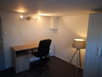 Appartement 1 pièce, 11 m² à louer à Noisy le Grand 93160