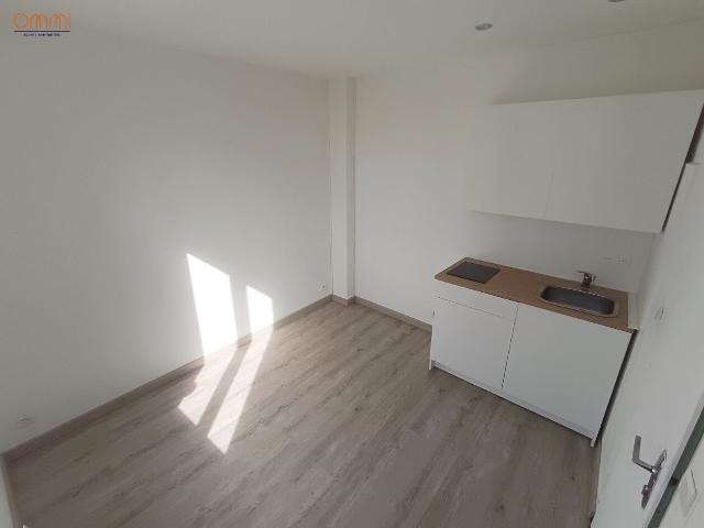 Studio non meublé 11m2 Saint Pierre