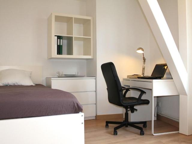Appartement 1 pièce, 11 m² à louer à Compiègne 60200