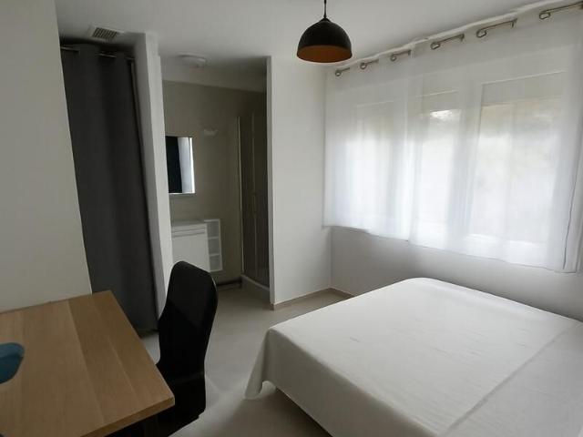 Appartement 1 pièce, 11 m² à louer à Pessac 33600