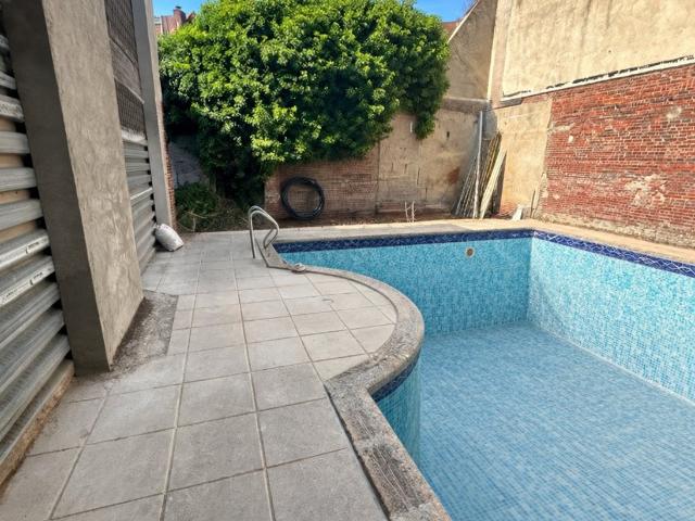 Appartement 1 pièce 123 m²