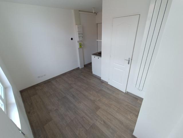 Appartement 1 pièce, 12 m² à louer à Amiens 80000