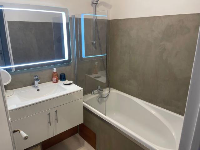 Appartement 1 pièce, 12 m² à louer à Paris 20 75020