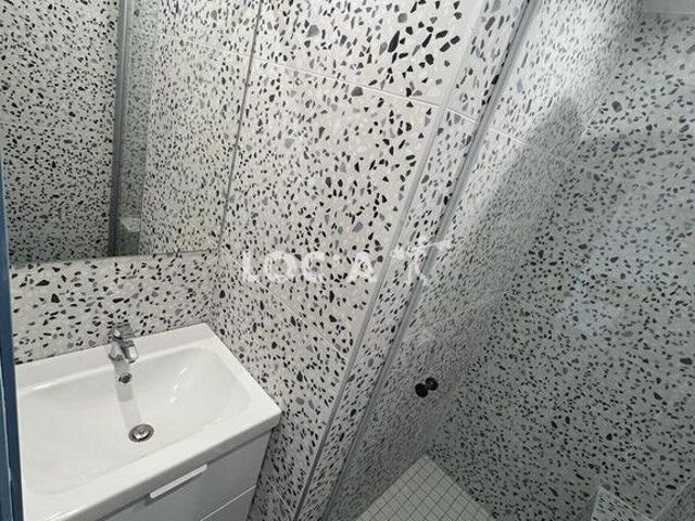 Appartement 1 pièce, 12 m² à louer à Vaulx en Velin 69120