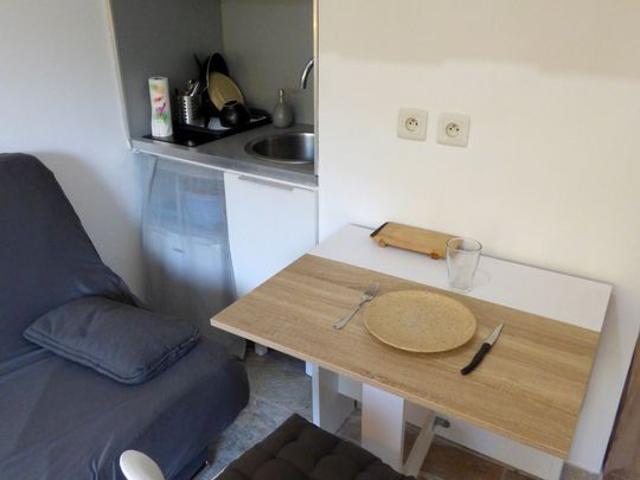 Appartement 1 pièce, 13 m² à louer à Marseille 8 13008