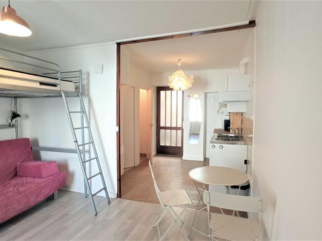 Appartement 1 pièce, 24 m² à louer à Nantes 44000