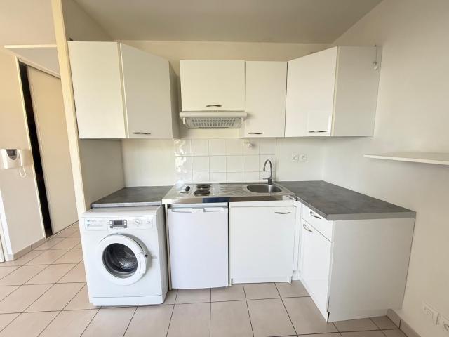 Appartement 1 pièce, 24 m² à louer à Annemasse 74100
