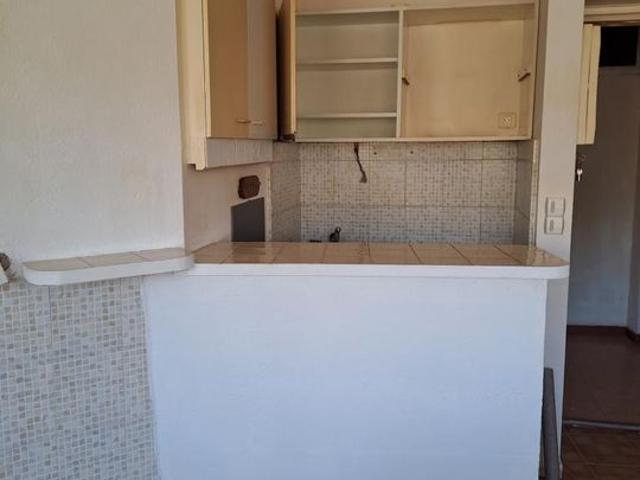 Appartement 1 pièce, 24 m² à louer à Gréoux les Bains 04800