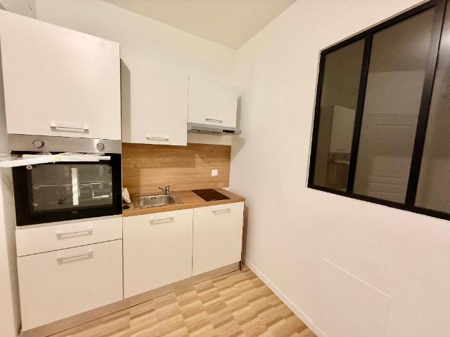 Appartement 1 pièce, 24 m² à louer à Saint Étienne 42000