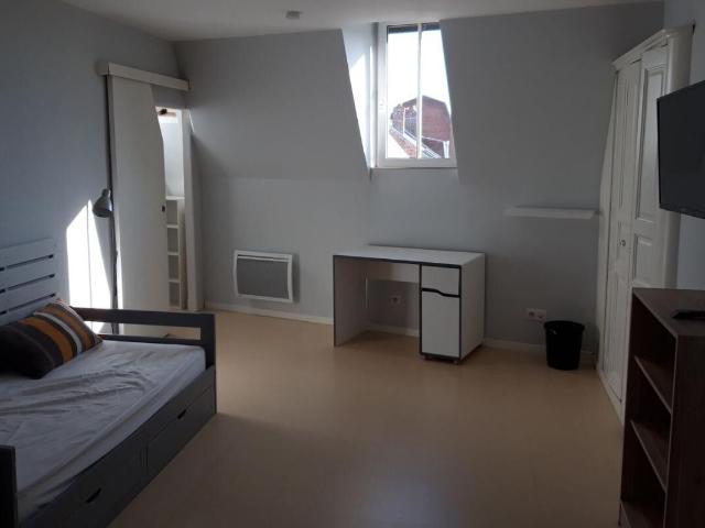 Appartement 1 pièce, 24 m² à louer à Saint Quentin 02100