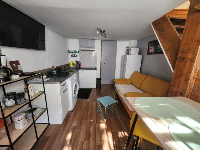 Appartement 1 pièce, 24 m² à louer à Saint Raphaël 83700