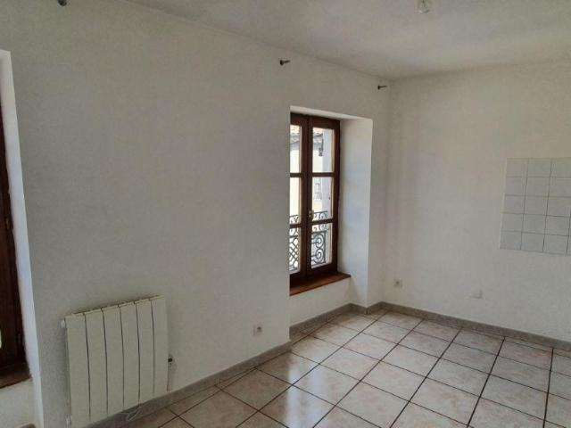 Appartement 1 pièce 24 m² PRIVAS 07000