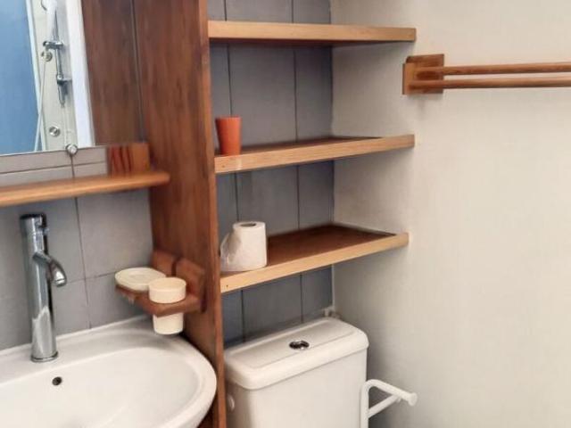 Appartement 1 pièce, 25 m² à louer à Nîmes 30900
