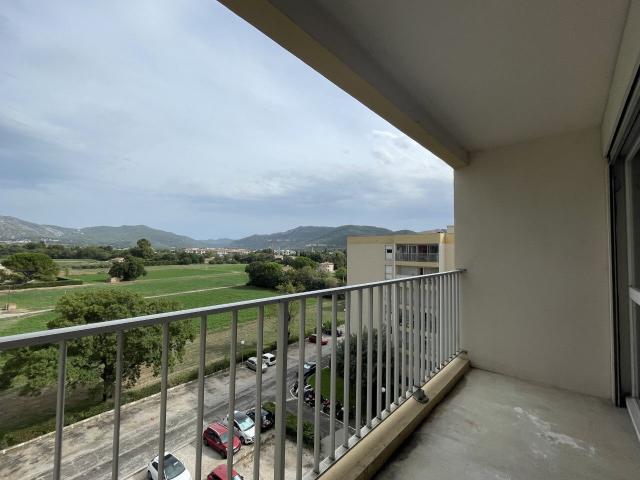 Appartement 1 pièce, 25 m² à louer à Aubagne 13400
