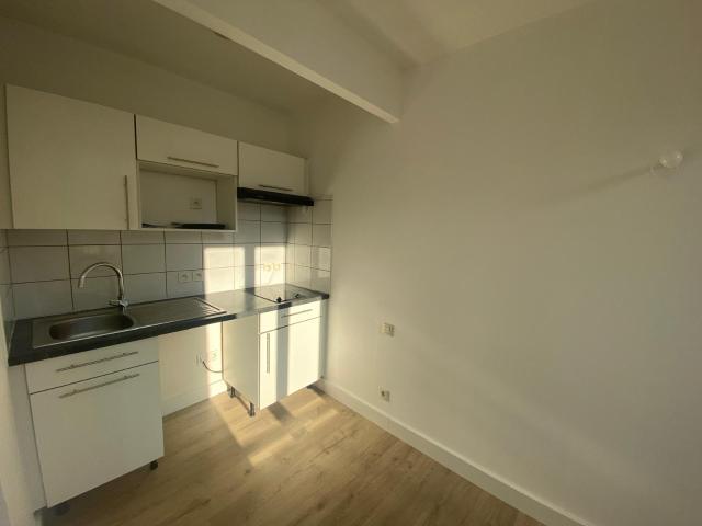 Appartement 1 pièce, 25 m² à louer à Ambilly 74100