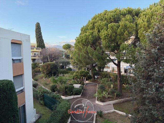 Appartement 1 pièce, 25 m² à louer à Cagnes sur Mer 06800
